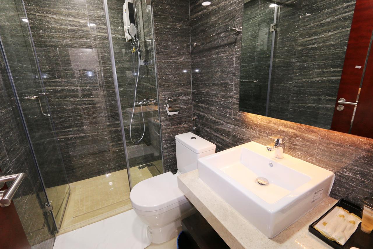 Eastland Hotel & Apartment Phnom Penh Luaran gambar