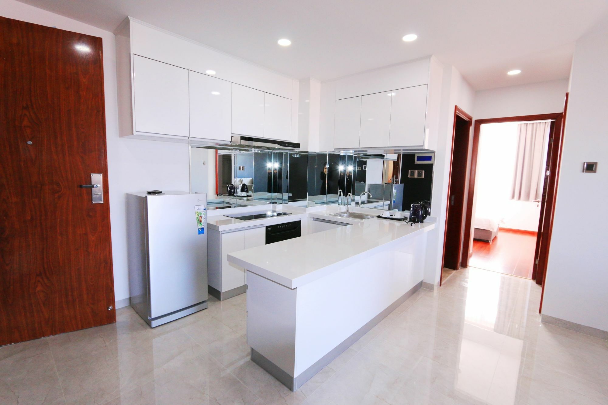 Eastland Hotel & Apartment Phnom Penh Luaran gambar