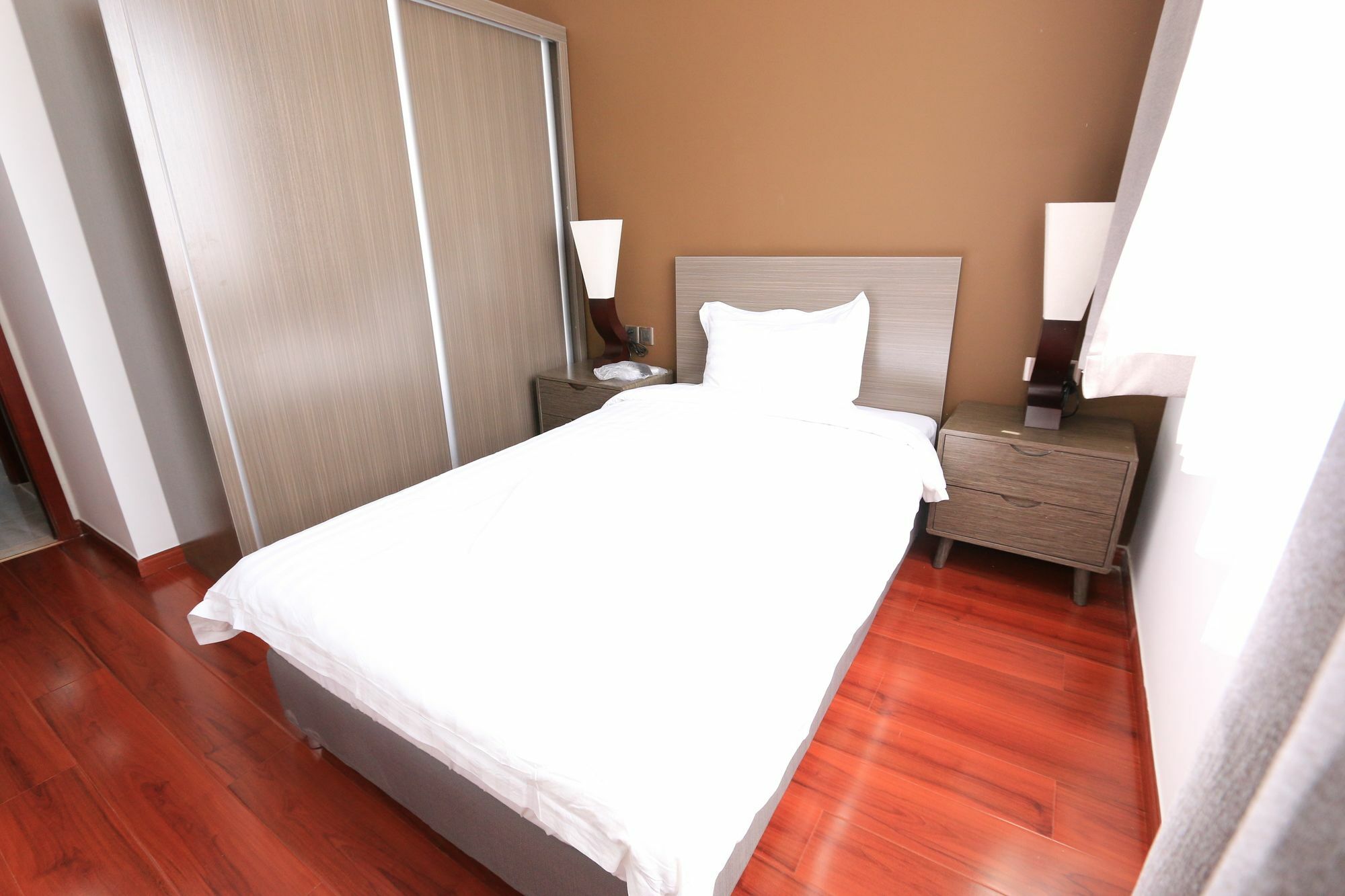 Eastland Hotel & Apartment Phnom Penh Luaran gambar