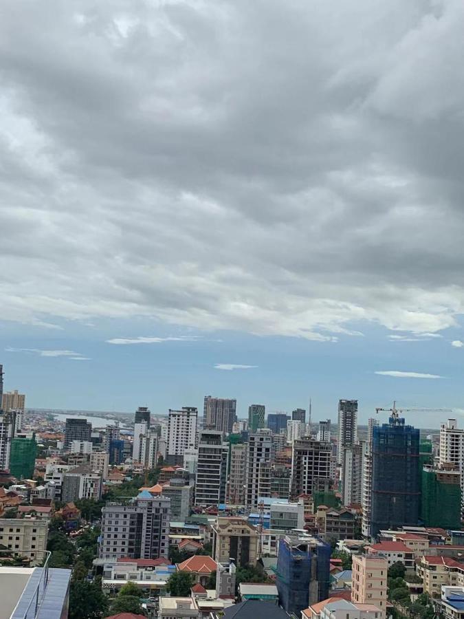 Eastland Hotel & Apartment Phnom Penh Luaran gambar