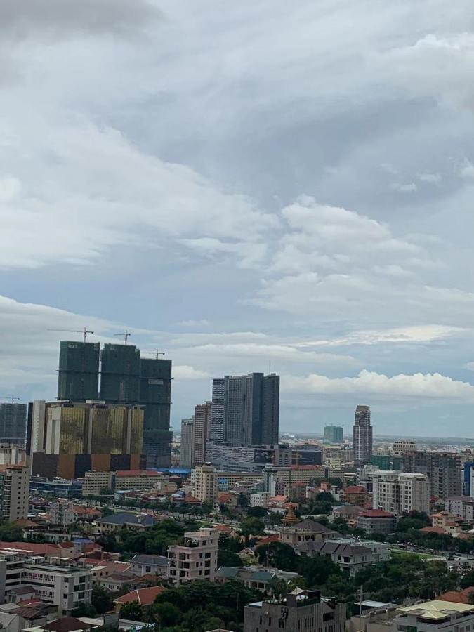 Eastland Hotel & Apartment Phnom Penh Luaran gambar