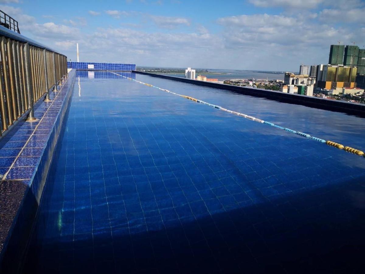 Eastland Hotel & Apartment Phnom Penh Luaran gambar